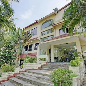 3* Hotel Capital O Kov082 Country Club Hospitality
