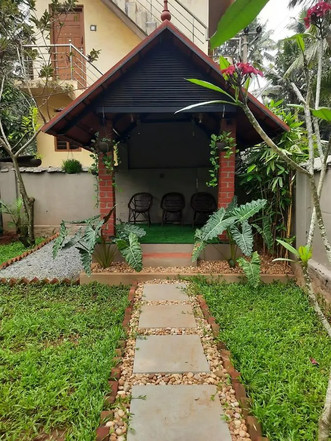 公寓 Jeevan Homestay 可瓦兰